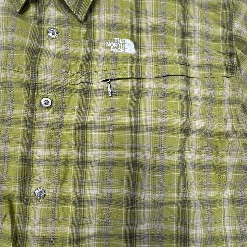 The North Face Shirt Mens XL Green Plaid Vented Nylon Hiking Fishing Long Sleeve